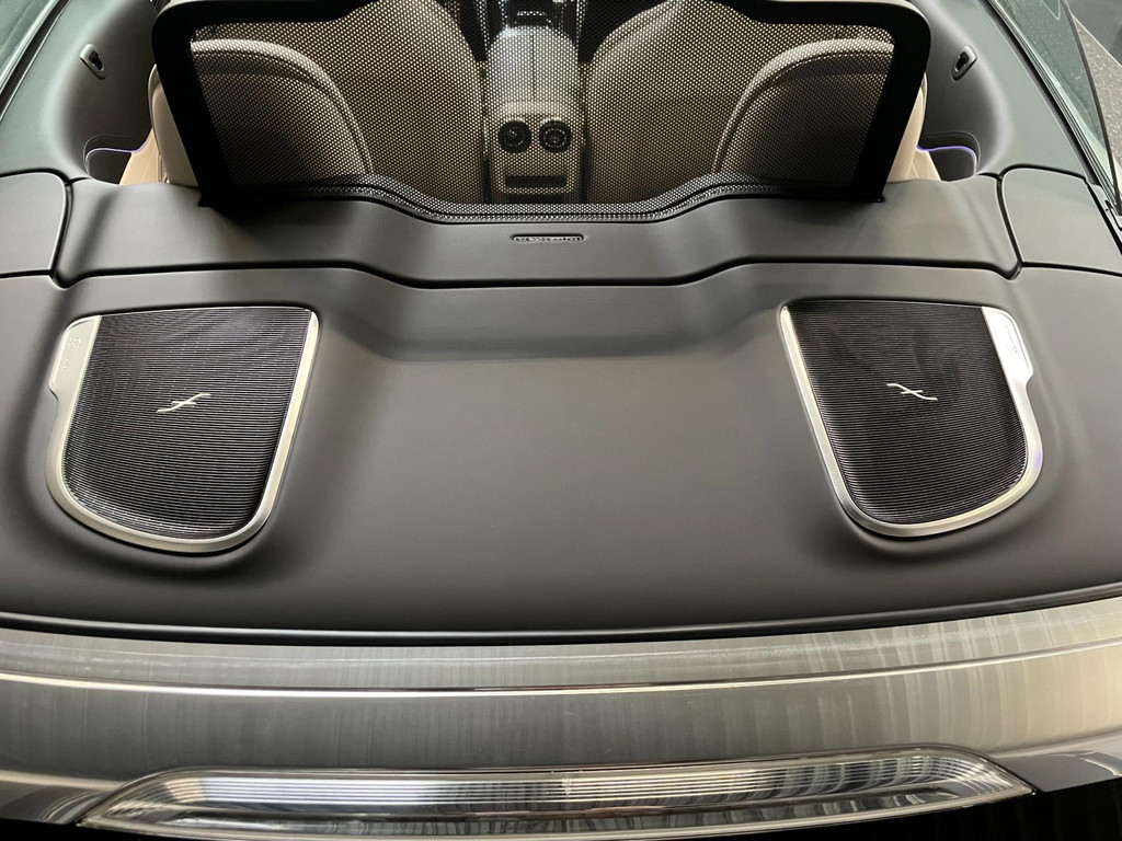 Mercedes-Benz CLE Cabriolet 200 AMG Line HUD NAVI 204PK 10