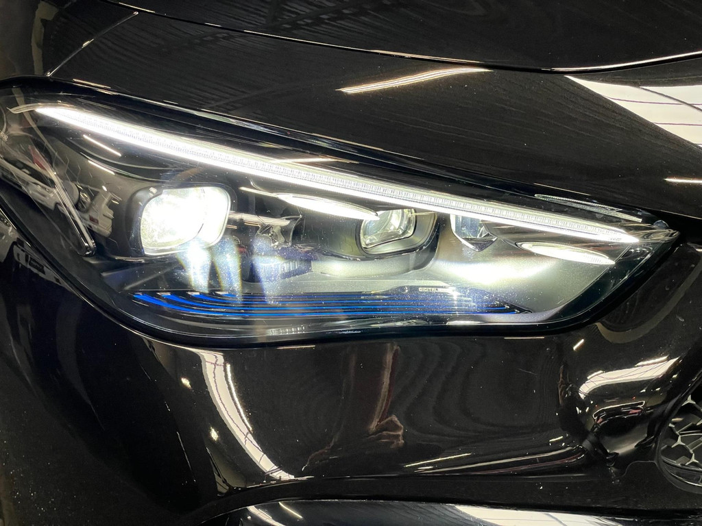 Mercedes-Benz CLE Cabriolet 200 AMG Line HUD NAVI 204PK 35