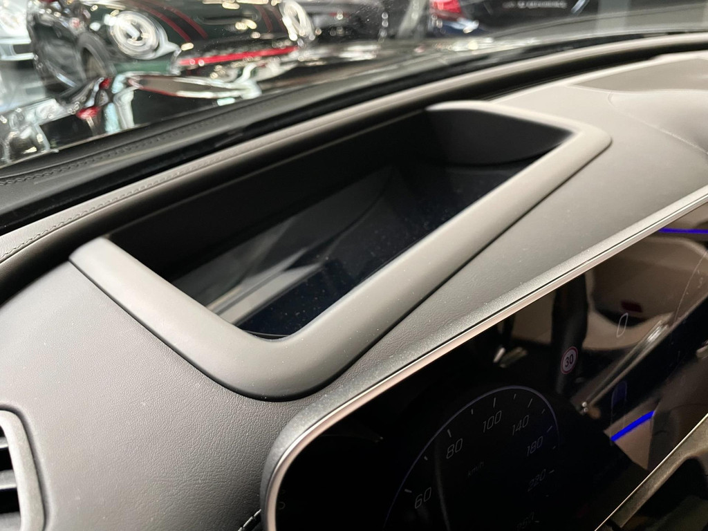 Mercedes-Benz CLE Cabriolet 200 AMG Line HUD NAVI 204PK 38