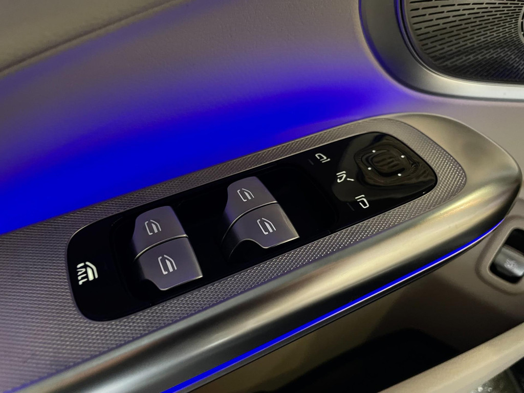 Mercedes-Benz CLE Cabriolet 200 AMG Line HUD NAVI 204PK 44