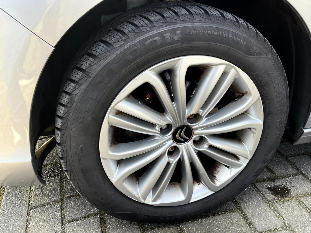 Citroen C4 1.2 PureTech Feel Collection AIRCO NAVI CRUISECTRL 16