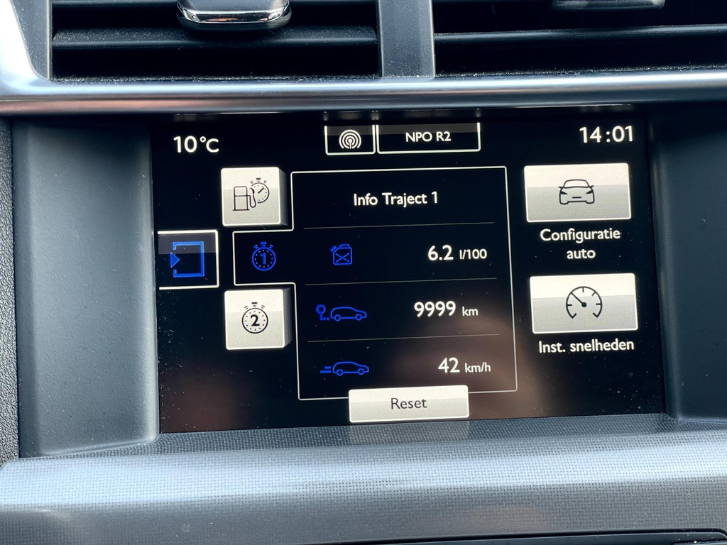 Citroen C4 1.2 PureTech Feel Collection AIRCO NAVI CRUISECTRL 40