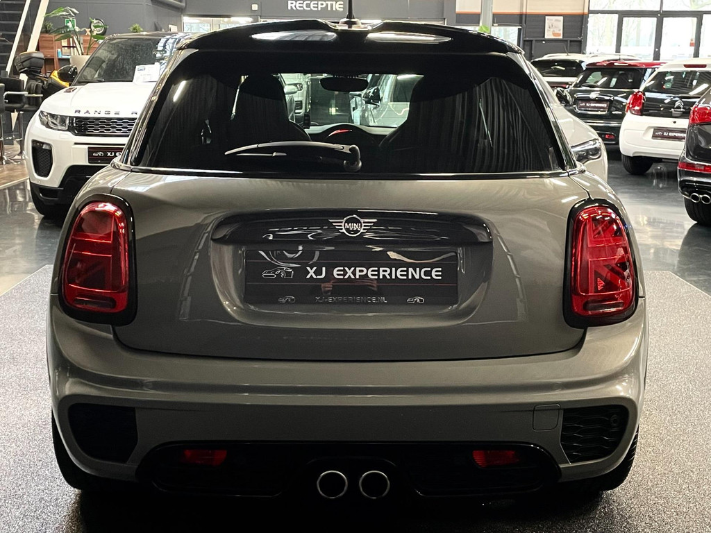 Mini Cooper S 2.0 JCW F1 H&K NAVIGATIE CARPLAY PANORAMADAK LEER CAMERA UNION JACK 10