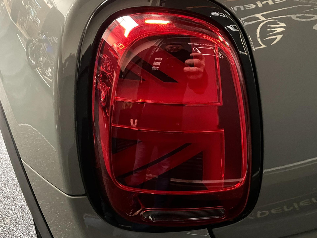 Mini Cooper S 2.0 JCW F1 H&K NAVIGATIE CARPLAY PANORAMADAK LEER CAMERA UNION JACK 30