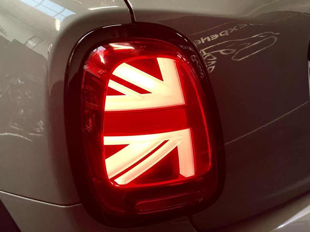 Mini Cooper S 2.0 JCW F1 H&K NAVIGATIE CARPLAY PANORAMADAK LEER CAMERA UNION JACK 31