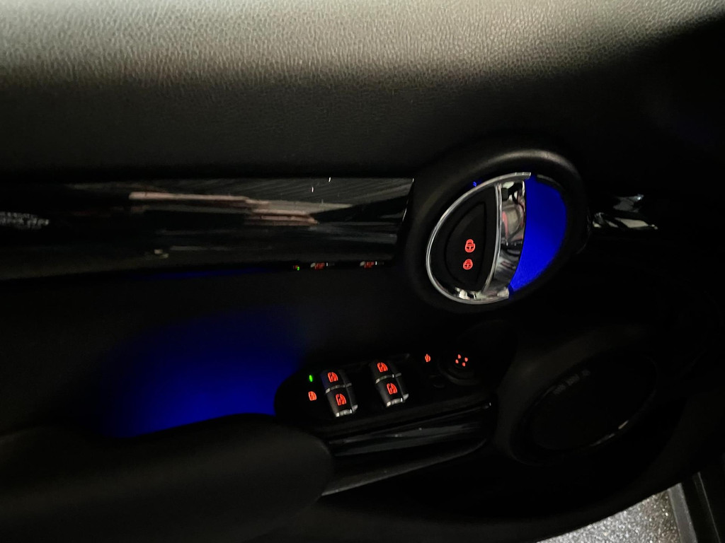 Mini Cooper S 2.0 JCW F1 H&K NAVIGATIE CARPLAY PANORAMADAK LEER CAMERA UNION JACK 34