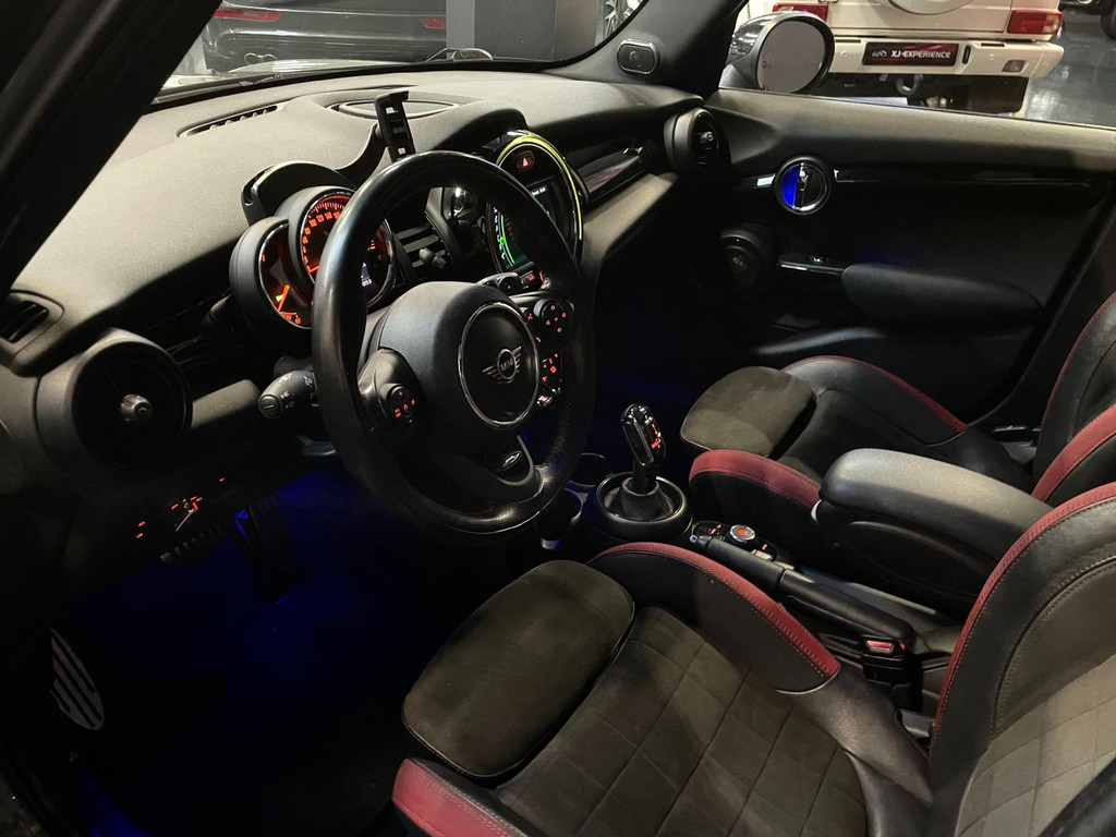 Mini Cooper S 2.0 JCW F1 H&K NAVIGATIE CARPLAY PANORAMADAK LEER CAMERA UNION JACK 43