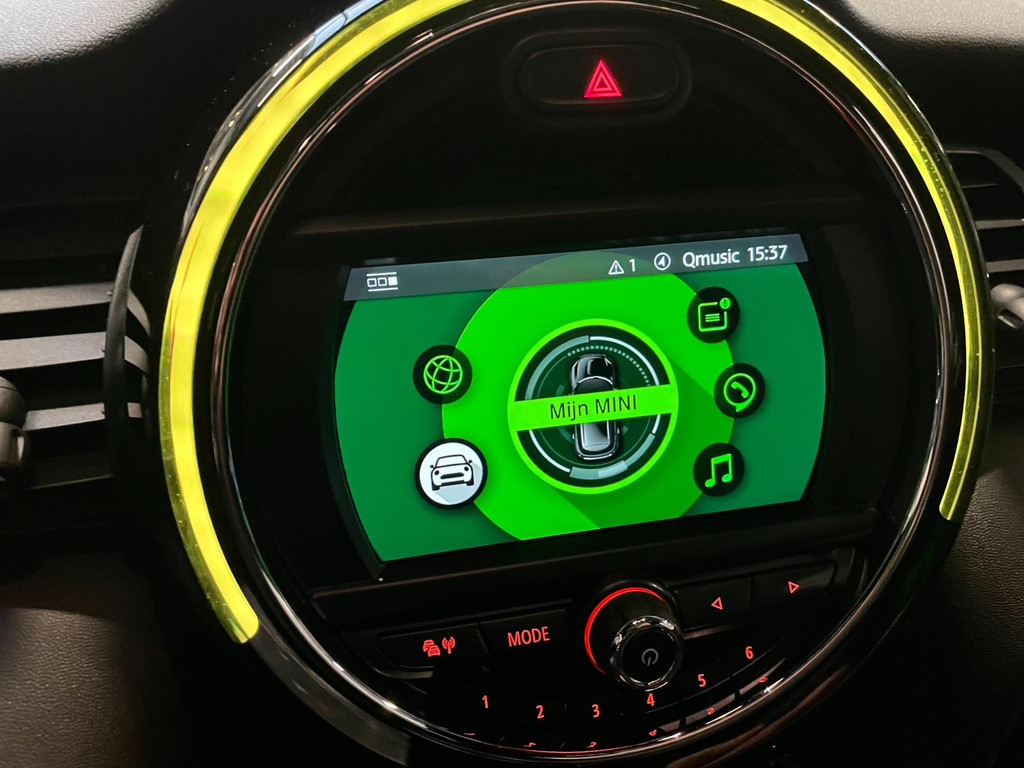 Mini Cooper S 2.0 JCW F1 H&K NAVIGATIE CARPLAY PANORAMADAK LEER CAMERA UNION JACK 57