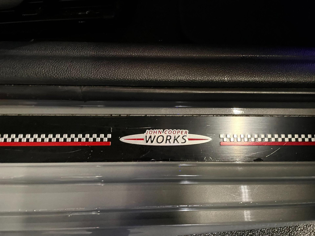 Mini Cooper S 2.0 JCW F1 H&K NAVIGATIE CARPLAY PANORAMADAK LEER CAMERA UNION JACK 72