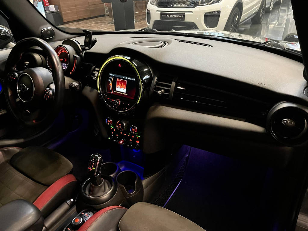 Mini Cooper S 2.0 JCW F1 H&K NAVIGATIE CARPLAY PANORAMADAK LEER CAMERA UNION JACK 76