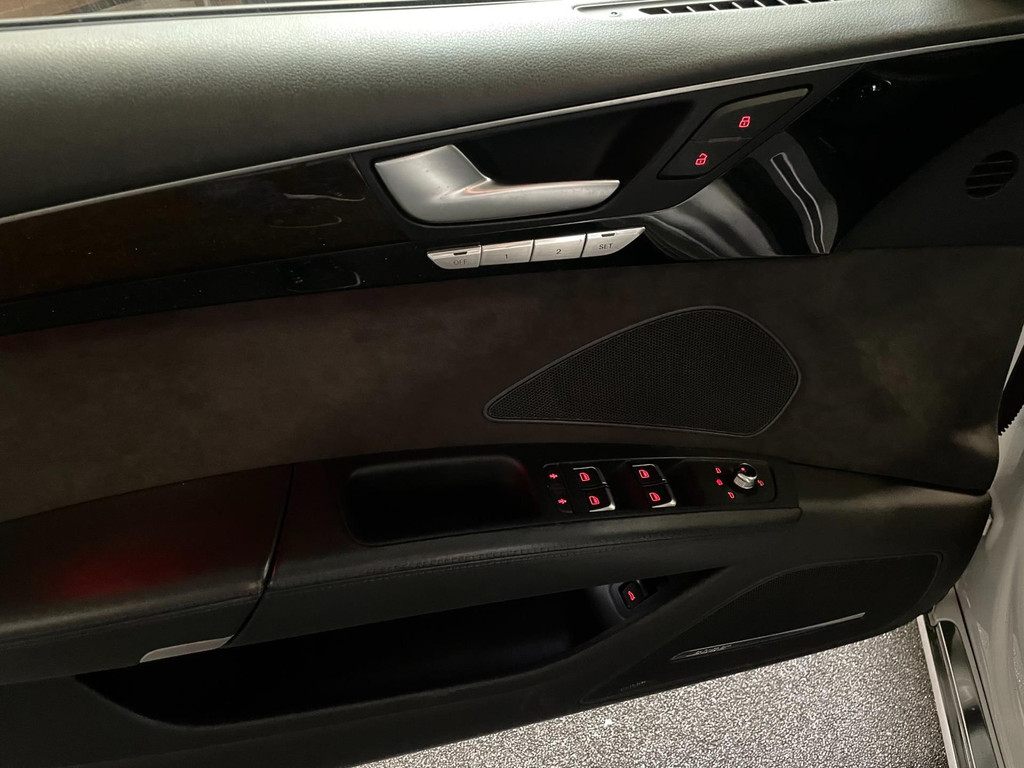 Audi A8 4.2 FSI quattro Lang Exclusive*Panoramadak*Massage*Lage KM*Export*Bomvol! 25