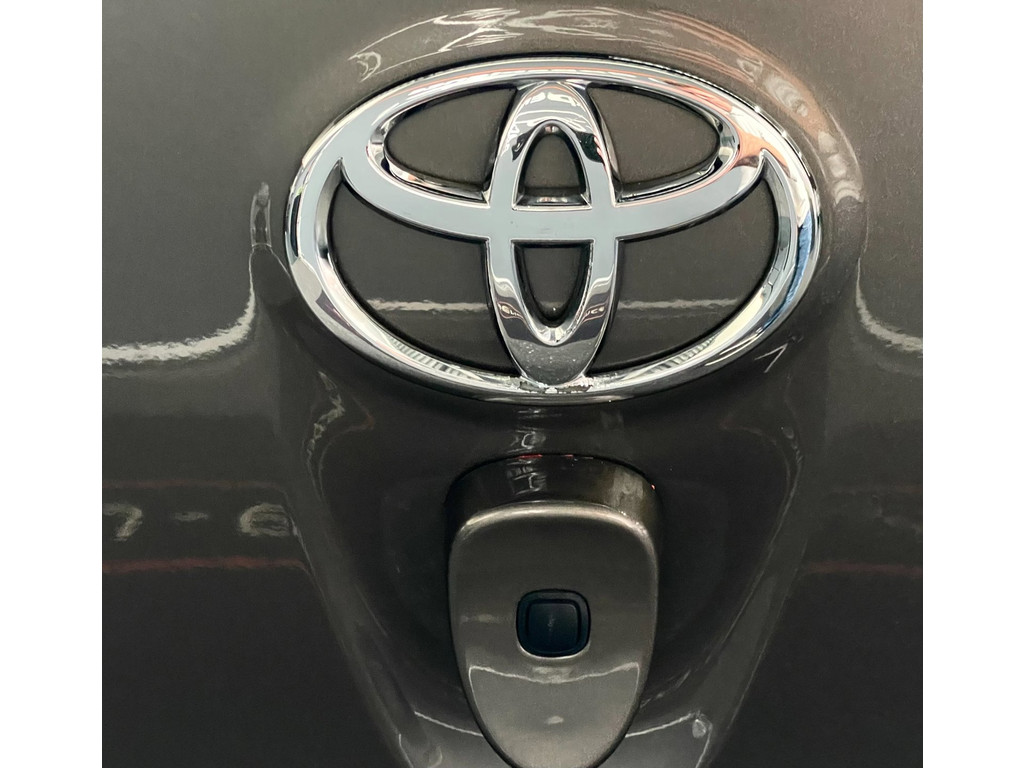 Toyota IQ 1.0 VVTi Comfort AUTOMAAT AIRCO ECC LMV 70 PK 17