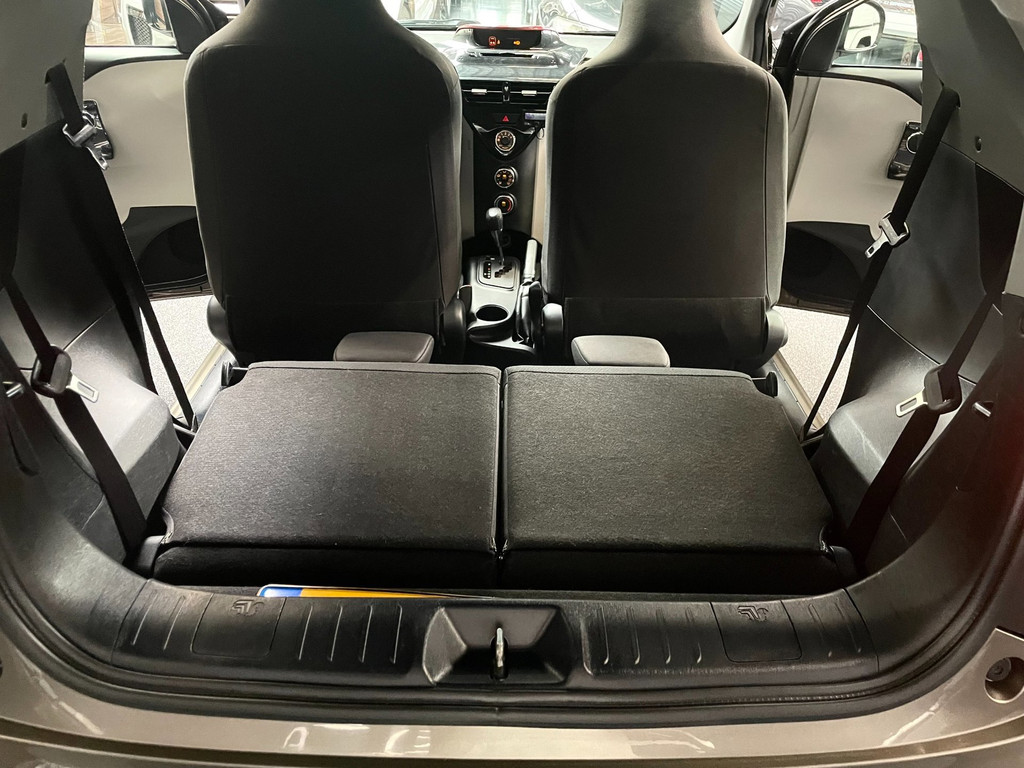 Toyota IQ 1.0 VVTi Comfort AUTOMAAT AIRCO ECC LMV 70 PK 29