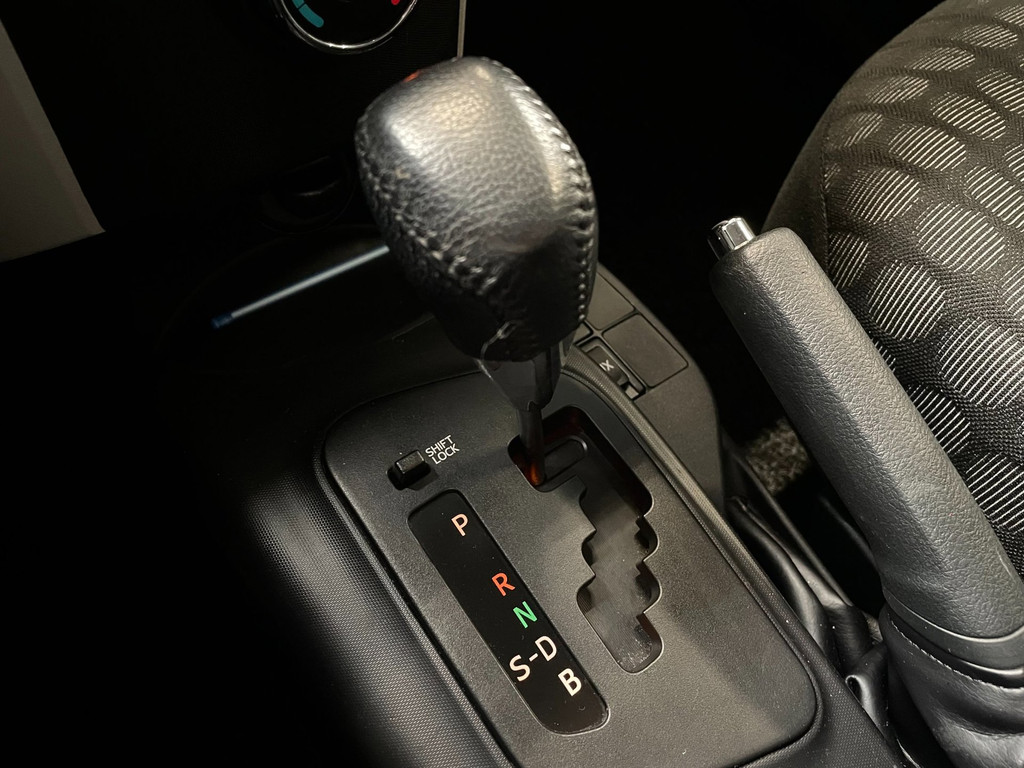 Toyota IQ 1.0 VVTi Comfort AUTOMAAT AIRCO ECC LMV 70 PK 38