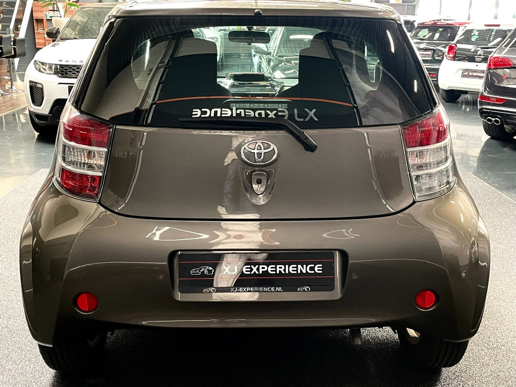 Toyota IQ 1.0 VVTi Comfort AUTOMAAT AIRCO ECC LMV 70 PK 4