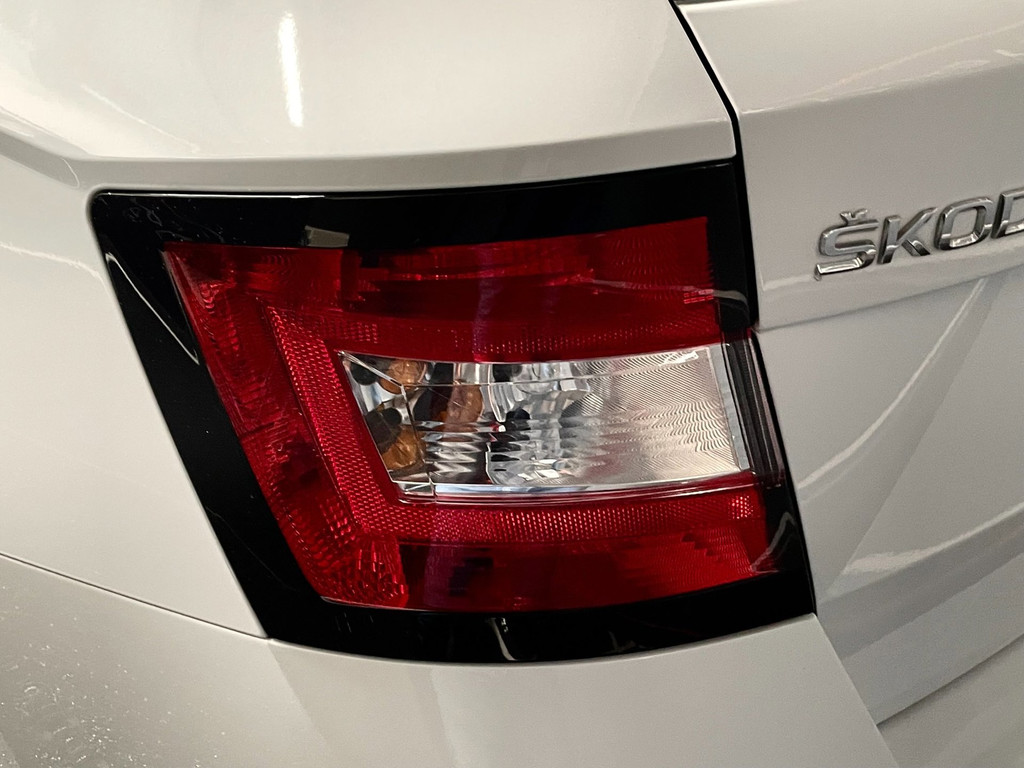 Skoda Fabia Combi 1.0 TSI Clever AIRCO NAVI CARPLAY CRUISE NAP STOELVERWARMING 24