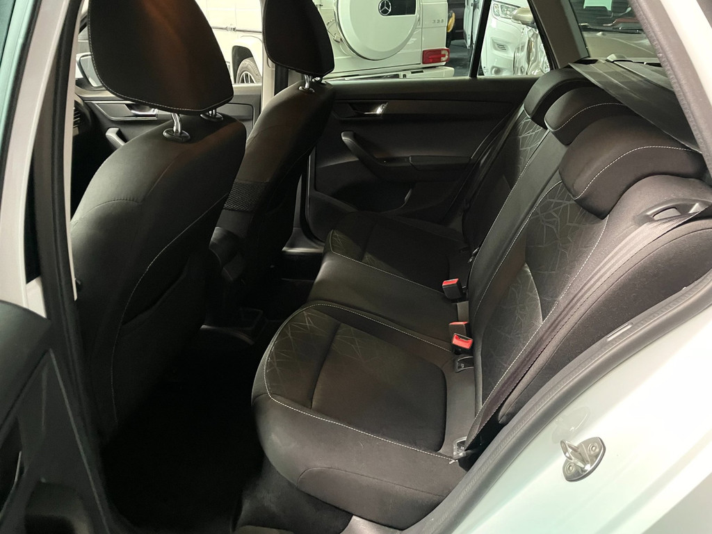 Skoda Fabia Combi 1.0 TSI Clever AIRCO NAVI CARPLAY CRUISE NAP STOELVERWARMING 52