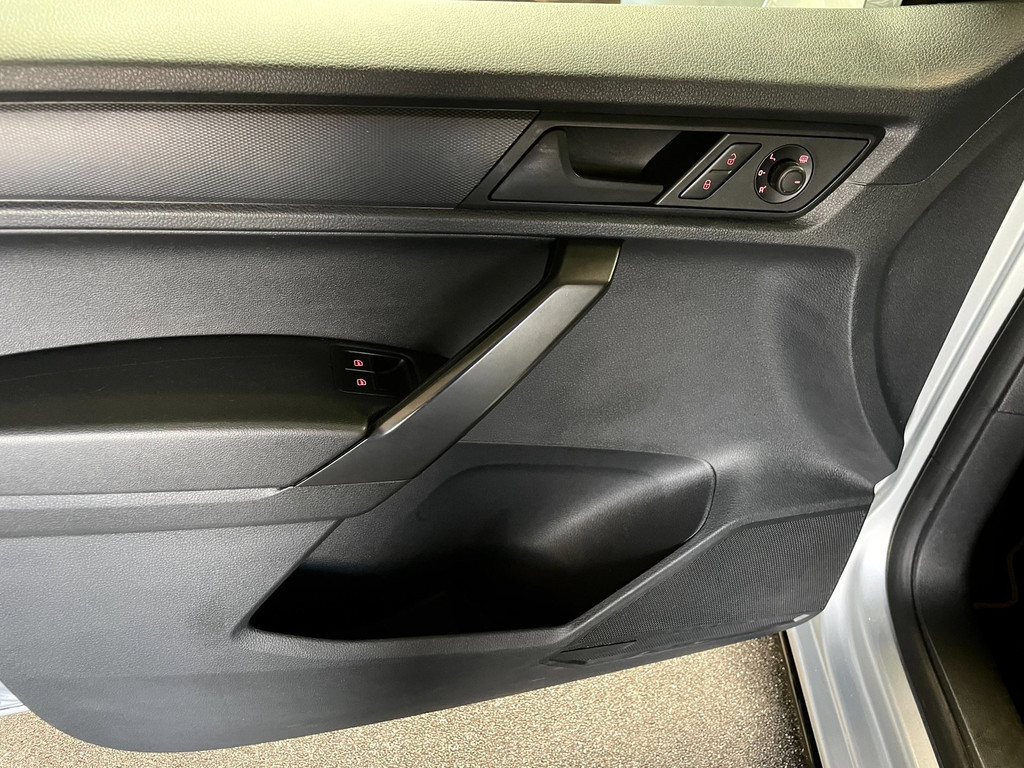 Volkswagen Caddy 2.0 TDI L1H1 180 PK Highline NAVI CARPLAY MAXTON DESIGN 18