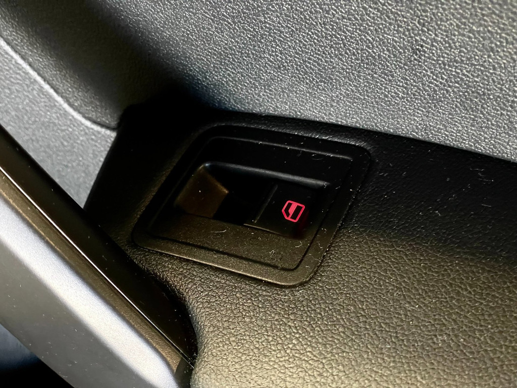 Volkswagen Caddy 2.0 TDI L1H1 180 PK Highline NAVI CARPLAY MAXTON DESIGN 18