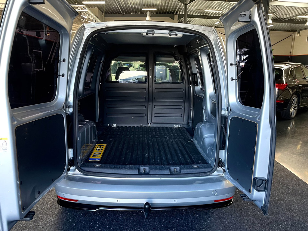 Volkswagen Caddy 2.0 TDI L1H1 180 PK Highline NAVI CARPLAY MAXTON DESIGN 18