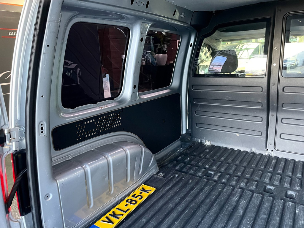 Volkswagen Caddy 2.0 TDI L1H1 180 PK Highline NAVI CARPLAY MAXTON DESIGN 18