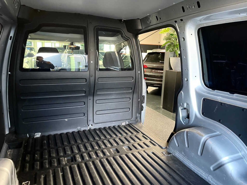 Volkswagen Caddy 2.0 TDI L1H1 180 PK Highline NAVI CARPLAY MAXTON DESIGN 18