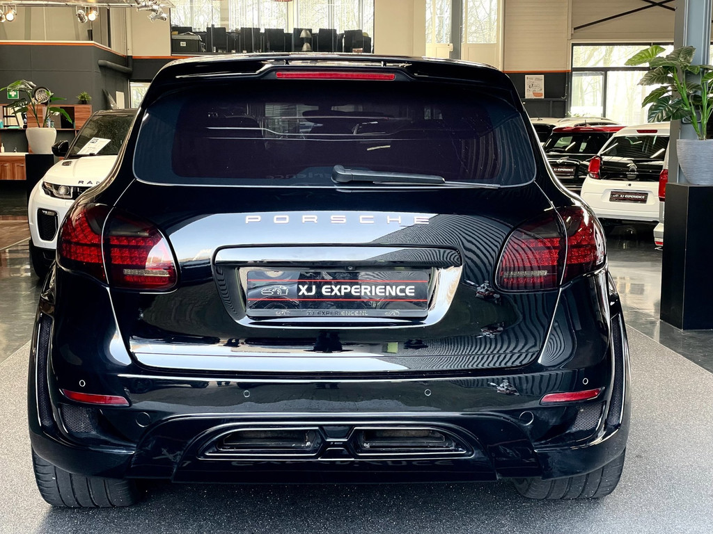 Porsche Cayenne 4.8 Turbo HAMANN Fi UITLAAT GLASDAK CARBON 22