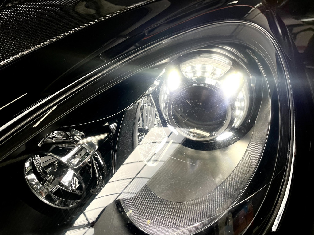 Porsche Cayenne 4.8 Turbo HAMANN Fi UITLAAT GLASDAK CARBON 22