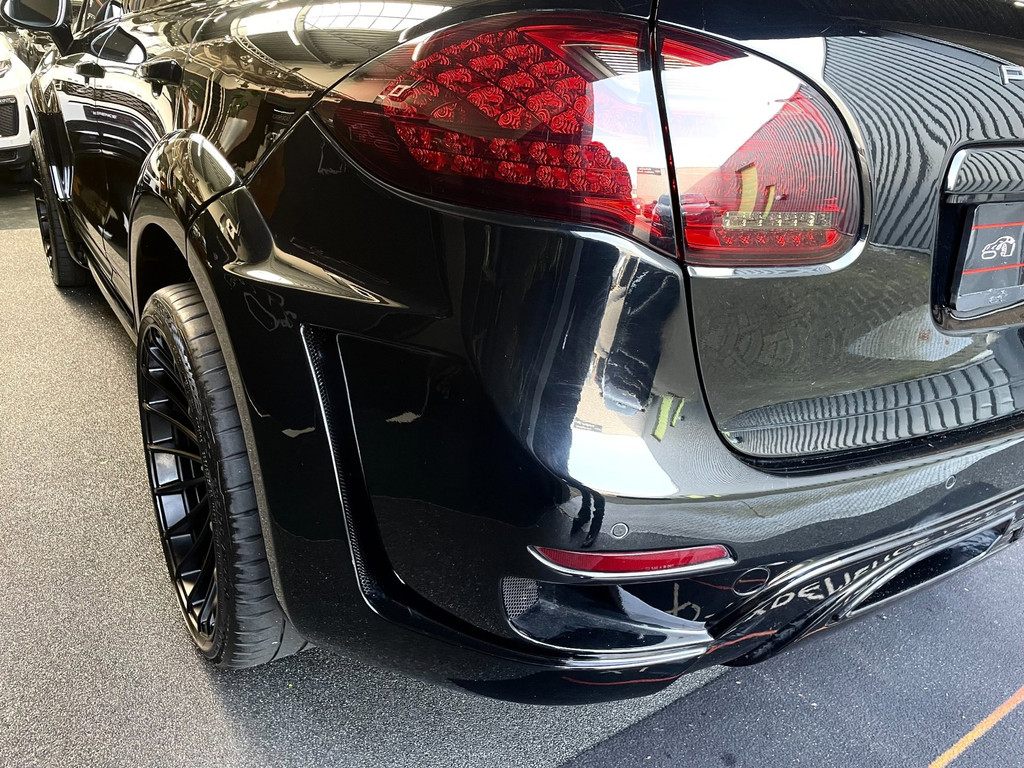 Porsche Cayenne 4.8 Turbo HAMANN Fi UITLAAT GLASDAK CARBON 22