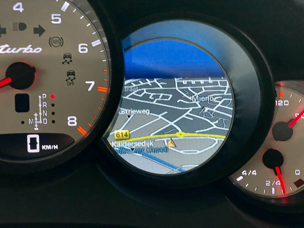Porsche Cayenne 4.8 Turbo HAMANN Fi UITLAAT GLASDAK CARBON 22