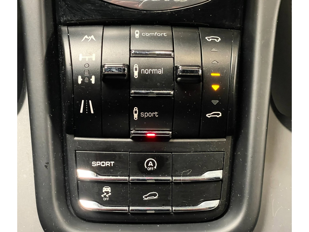 Porsche Cayenne 4.8 Turbo HAMANN Fi UITLAAT GLASDAK CARBON 22