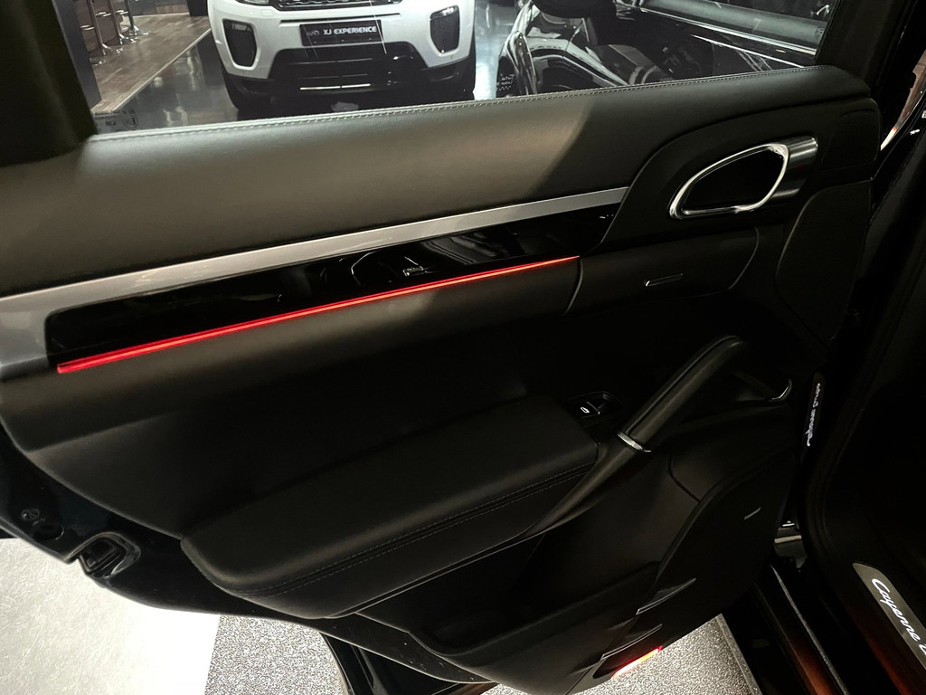 Porsche Cayenne 4.8 Turbo HAMANN Fi UITLAAT GLASDAK CARBON 22