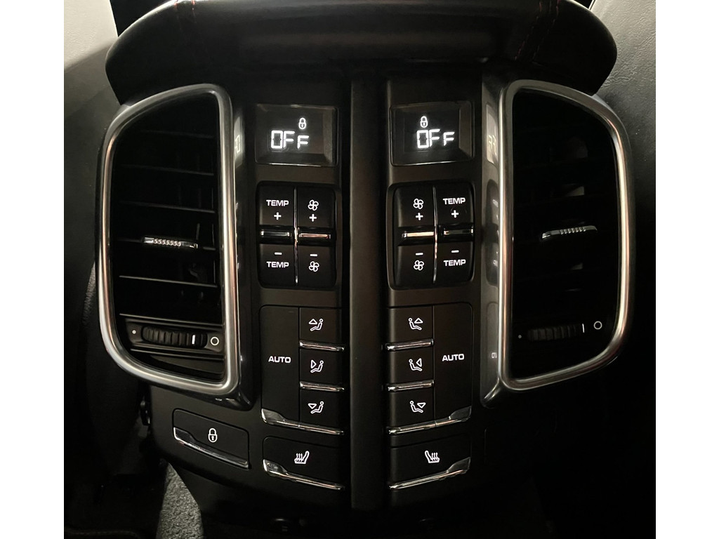 Porsche Cayenne 4.8 Turbo HAMANN Fi UITLAAT GLASDAK CARBON 22