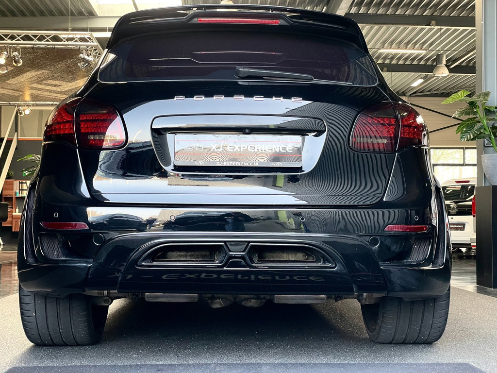Porsche Cayenne 4.8 Turbo HAMANN Fi UITLAAT GLASDAK CARBON 22