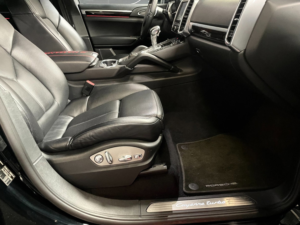 Porsche Cayenne 4.8 Turbo HAMANN Fi UITLAAT GLASDAK CARBON 22