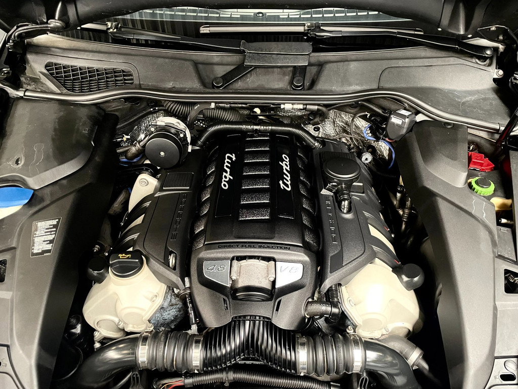 Porsche Cayenne 4.8 Turbo HAMANN Fi UITLAAT GLASDAK CARBON 22