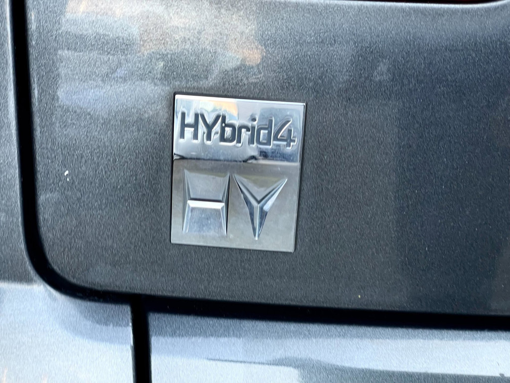 Peugeot 3008 2.0 HDi HYbrid4 Blue Lease 17