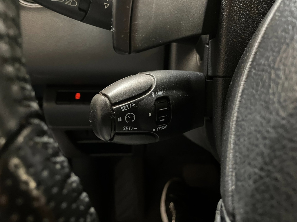 Peugeot 3008 2.0 HDi HYbrid4 Blue Lease 33