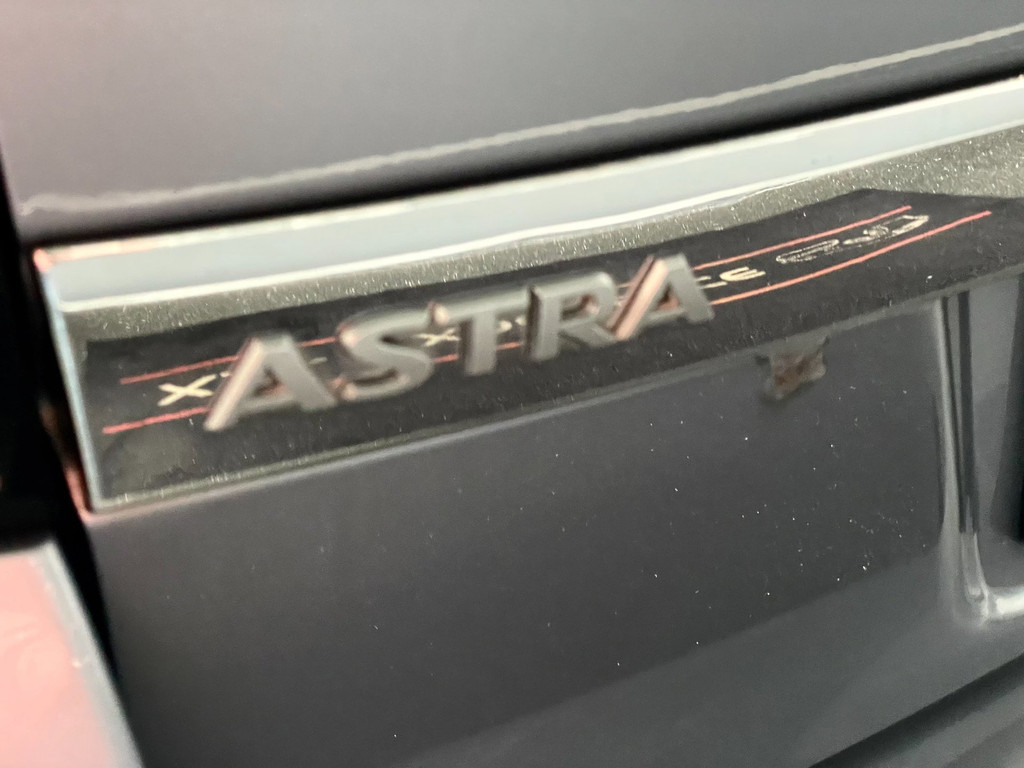 Opel Astra Wagon 1.6 Temptation AIRCO NAVI CRUISECTRL 24