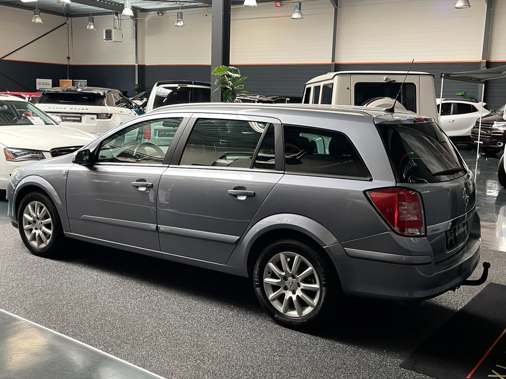 Opel Astra Wagon 1.6 Temptation AIRCO NAVI CRUISECTRL 3