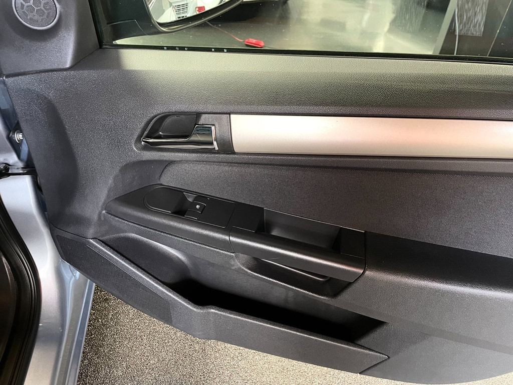 Opel Astra Wagon 1.6 Temptation AIRCO NAVI CRUISECTRL 45