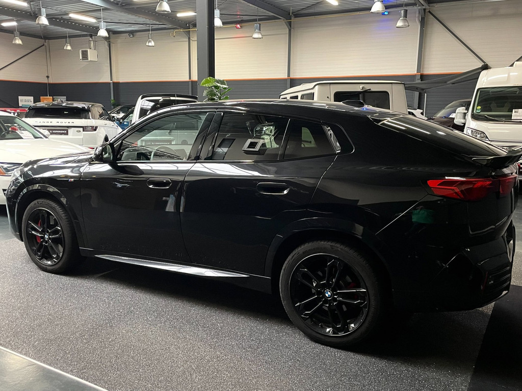 BMW X2 SDrive20i M-Sport Launch Edition NAP MASSAGE PANO GARANTIE EL.TREKHAAK 11