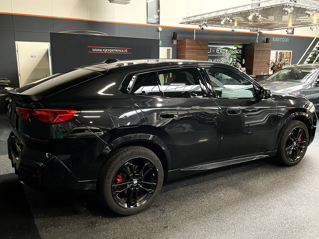 BMW X2 SDrive20i M-Sport Launch Edition NAP MASSAGE PANO GARANTIE EL.TREKHAAK 12