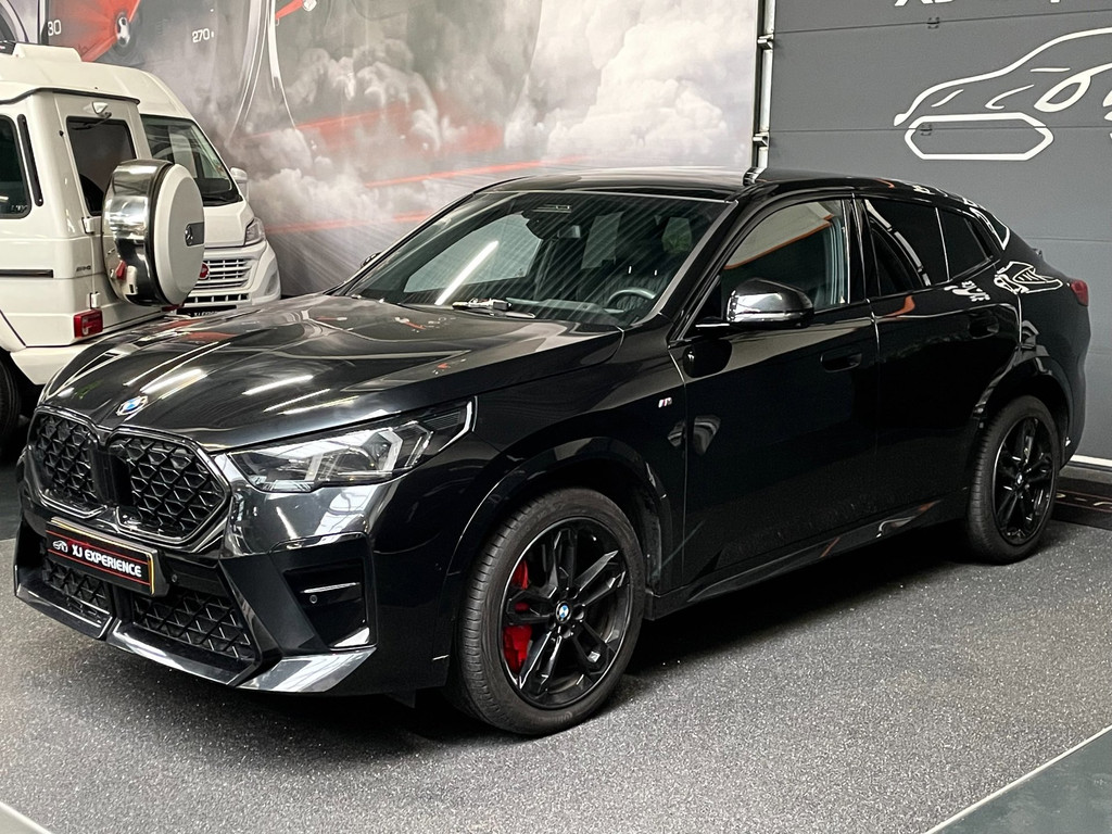 BMW X2 SDrive20i M-Sport Launch Edition NAP MASSAGE PANO GARANTIE EL.TREKHAAK 2