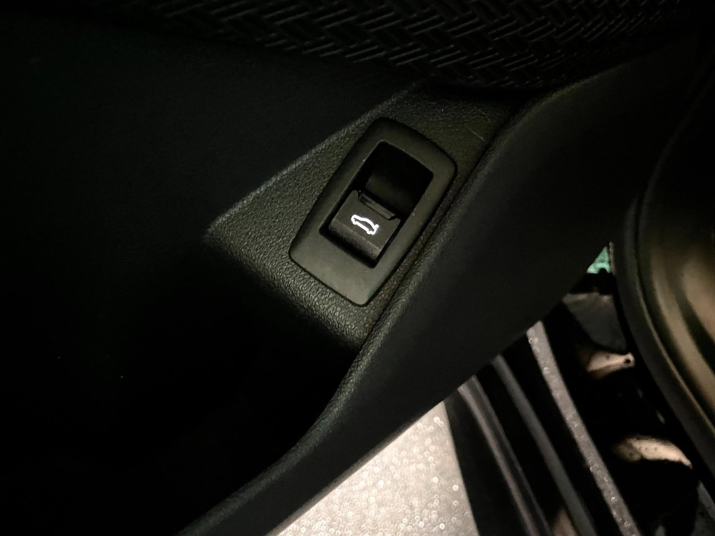 BMW X2 SDrive20i M-Sport Launch Edition NAP MASSAGE PANO GARANTIE EL.TREKHAAK 34