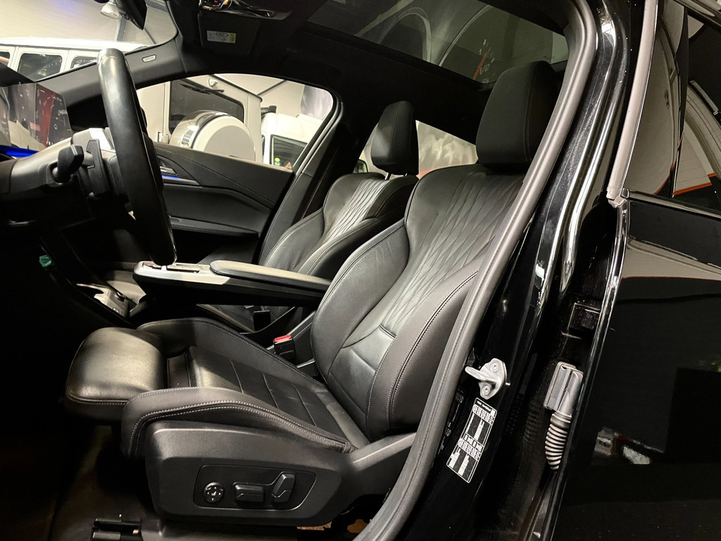 BMW X2 SDrive20i M-Sport Launch Edition NAP MASSAGE PANO GARANTIE EL.TREKHAAK 35