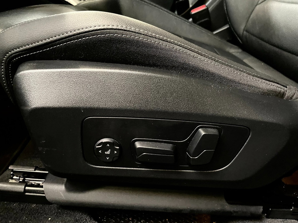 BMW X2 SDrive20i M-Sport Launch Edition NAP MASSAGE PANO GARANTIE EL.TREKHAAK 36