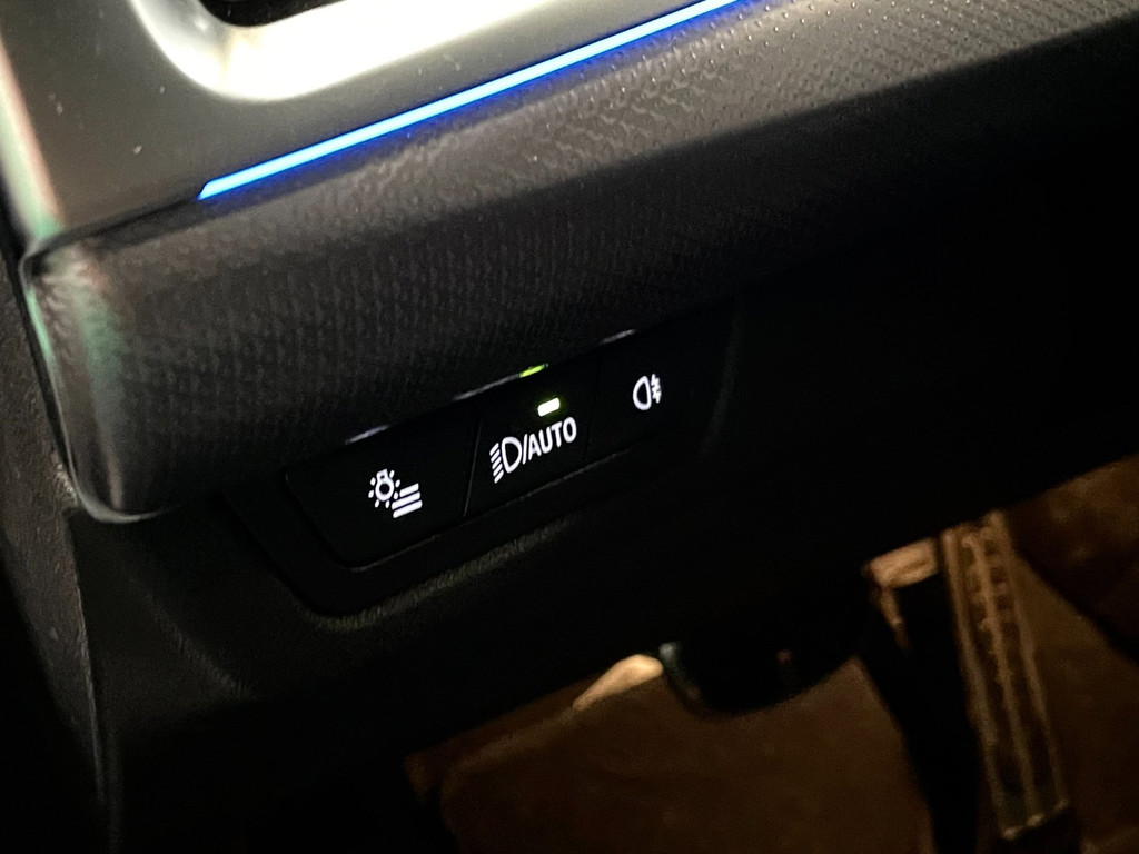 BMW X2 SDrive20i M-Sport Launch Edition NAP MASSAGE PANO GARANTIE EL.TREKHAAK 38