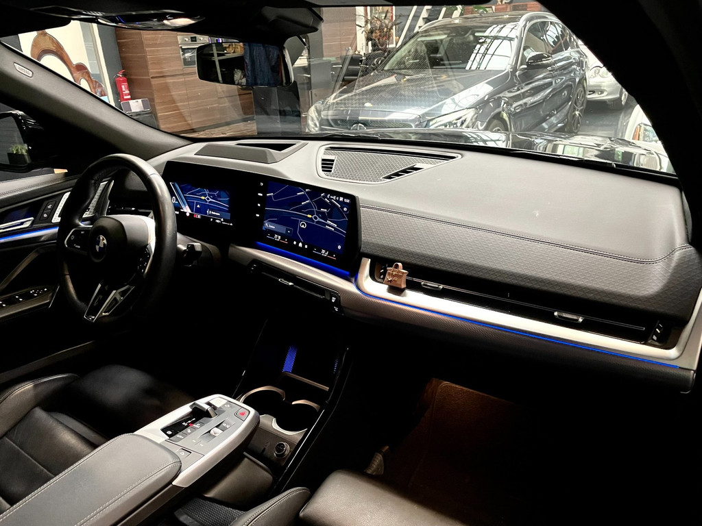 BMW X2 SDrive20i M-Sport Launch Edition NAP MASSAGE PANO GARANTIE EL.TREKHAAK 73