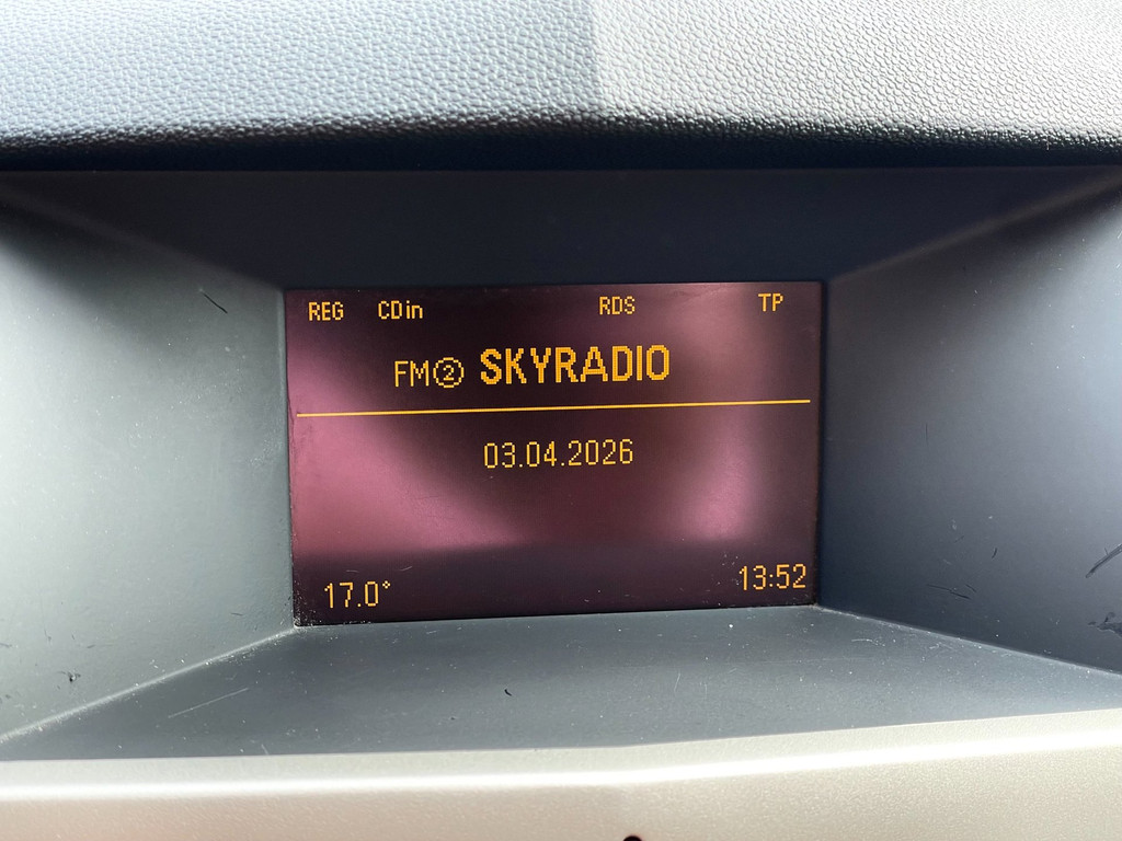 Opel Astra 1.4 Essentia 17